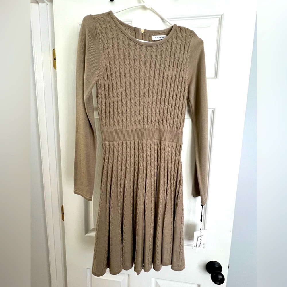 Calvin Klein size S - NEW